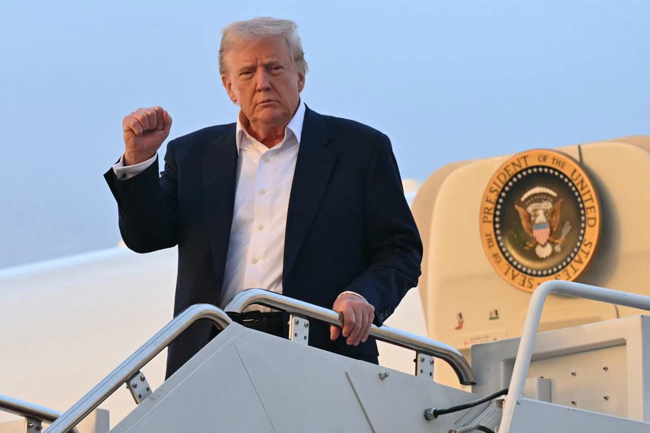 What happens if Trump’s tariffs hit faster than tax relief? GOP could consider bailouts.