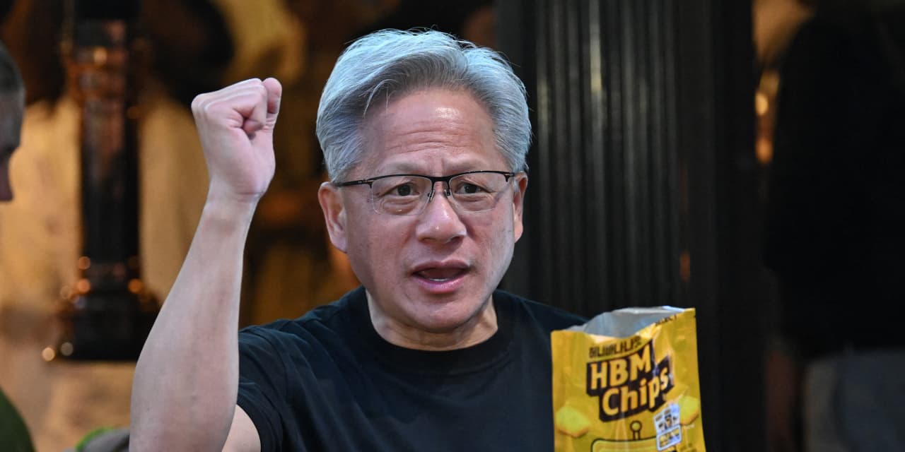 Nvidia strikes a new memory-chip deal — but SK Hynix and Samsung shares are under heavy pressure