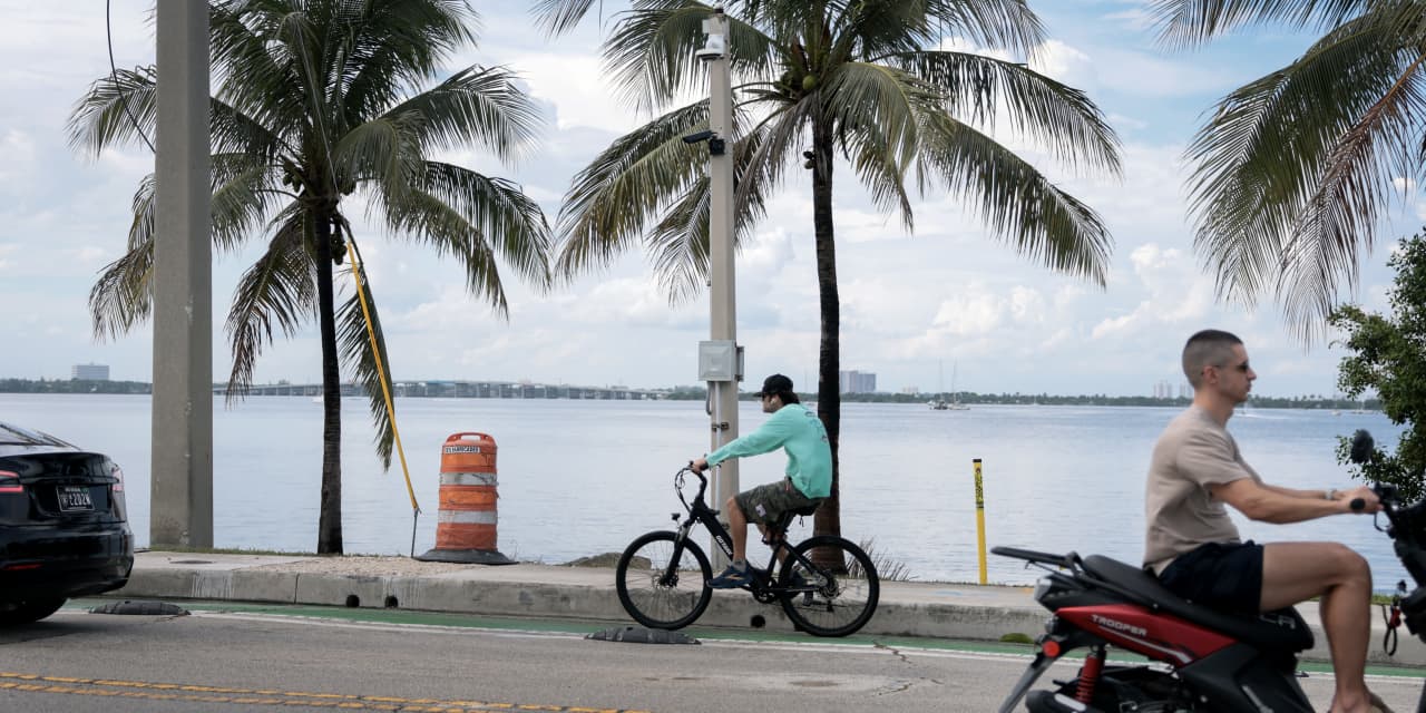 The U.S. economy powers up as summer winds down, but it’s not free of tripwires