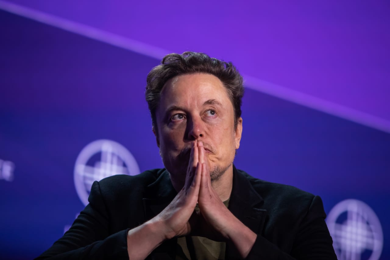 Elon Musk’s pay package ‘outsized,’ proxy adviser says, urging shareholders to say no