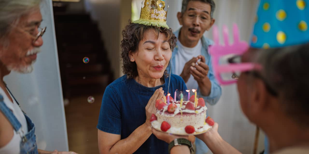 You’re finally eligible to claim Social Security — but that doesn’t mean it’s the right time to retire