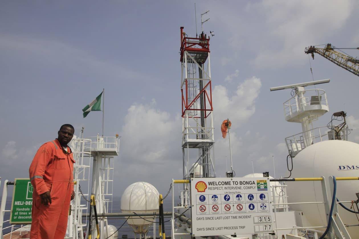 Shell to sell big piece of its Nigeria oil business, but activists want ...