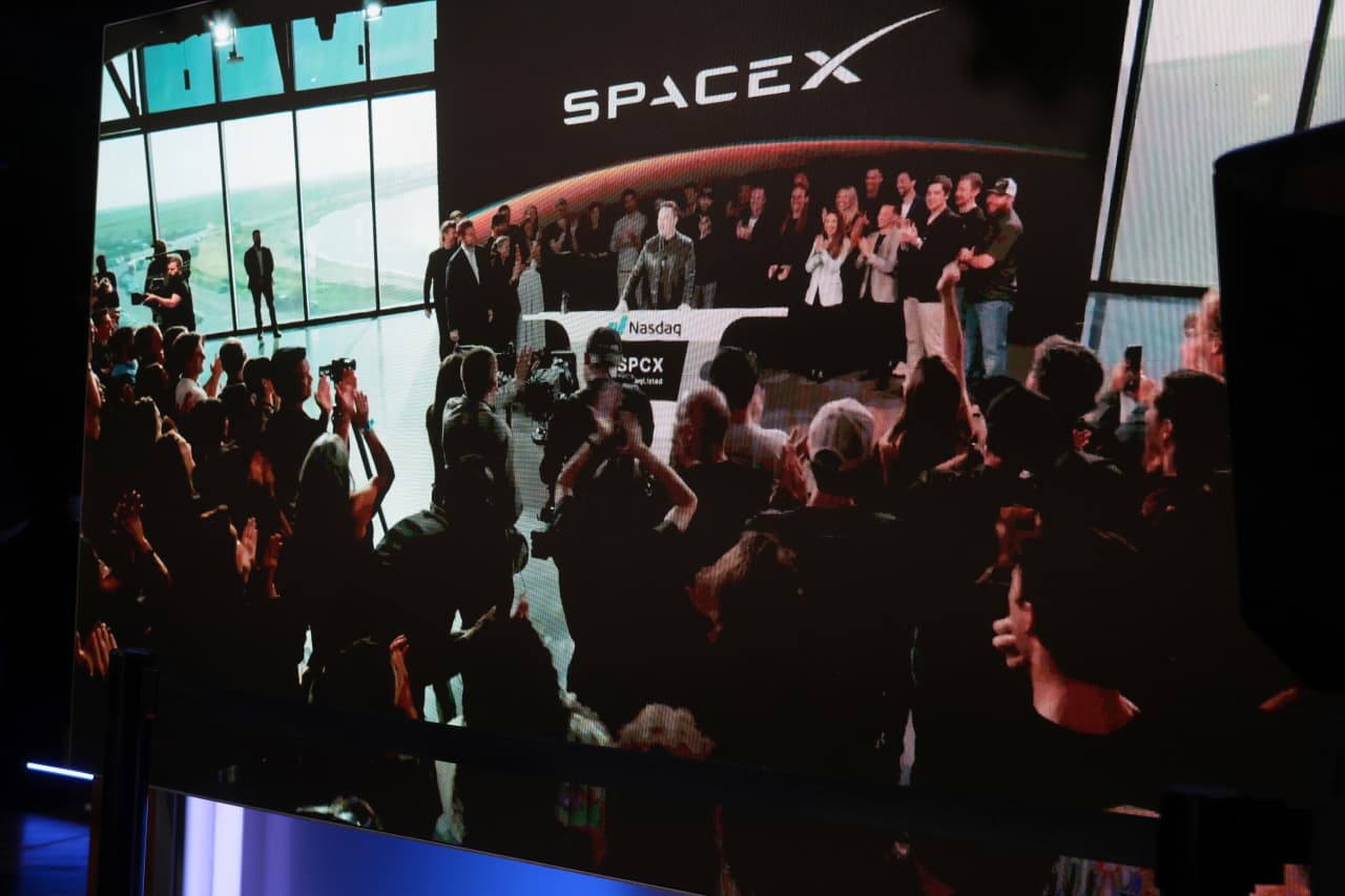 SpaceX Surpasses Amazon to Become America's Fifth-Largest Company