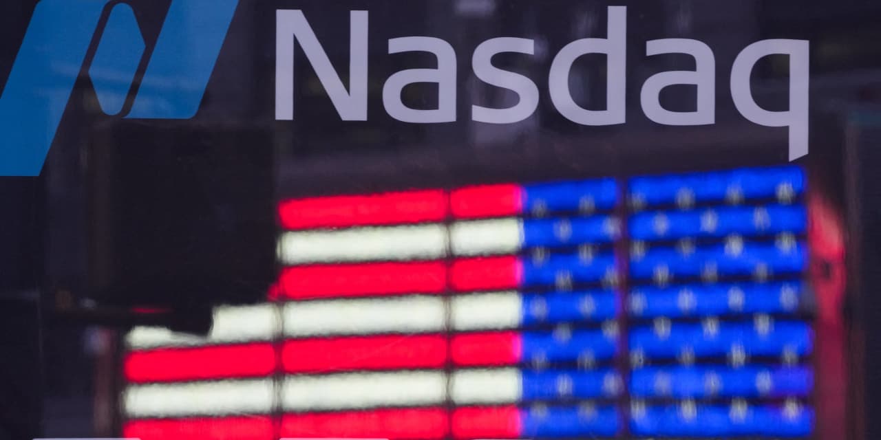 Stock Market Today: Dow falls over 200 points, S&P 500 and Nasdaq trim gains in afternoon trading; Tesla shares rise ahead of delivery numbers. - MarketWatch