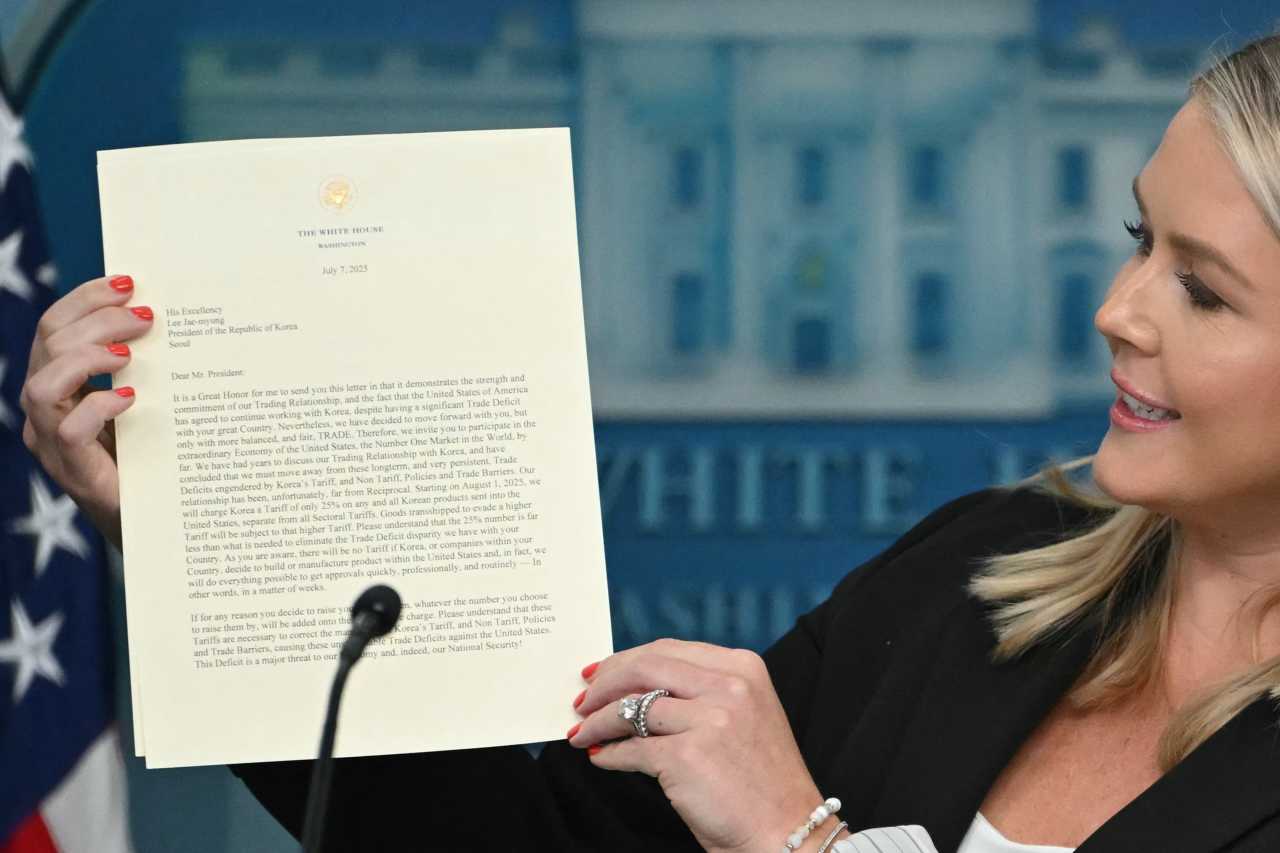 Trump’s tariffs aren’t wrecking the economy, supporters say. But here’s what they’re missing.