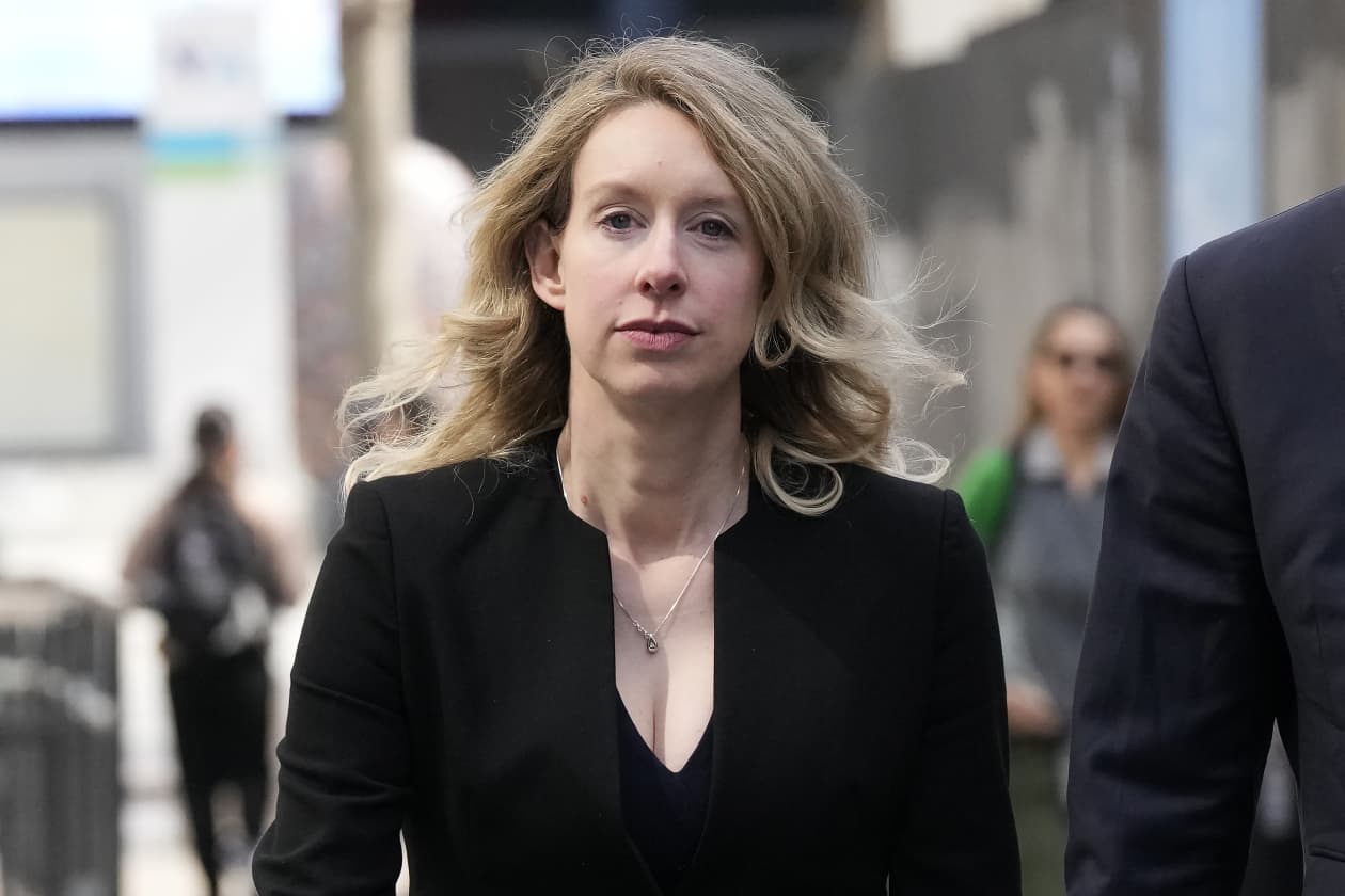 Elizabeth Holmes loses bid to get her Theranos fraud conviction overturned  - MarketWatch