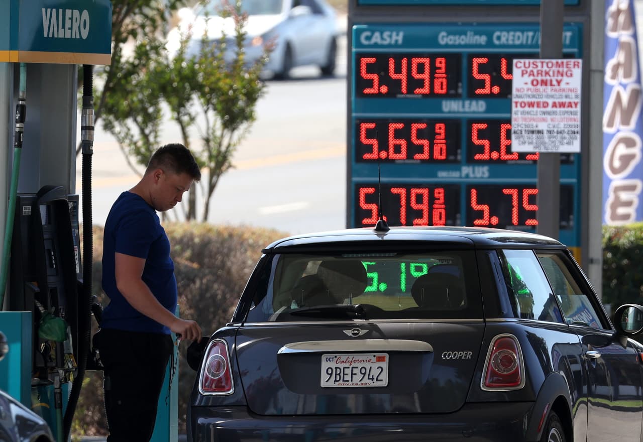 Even higher-income Americans are turning pessimistic as Iran war ratchets up financial anxiety