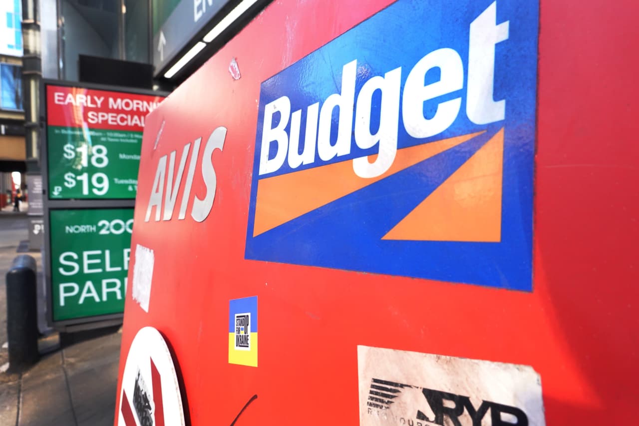Avis’s stock slides after third-quarter earnings fall short of estimates