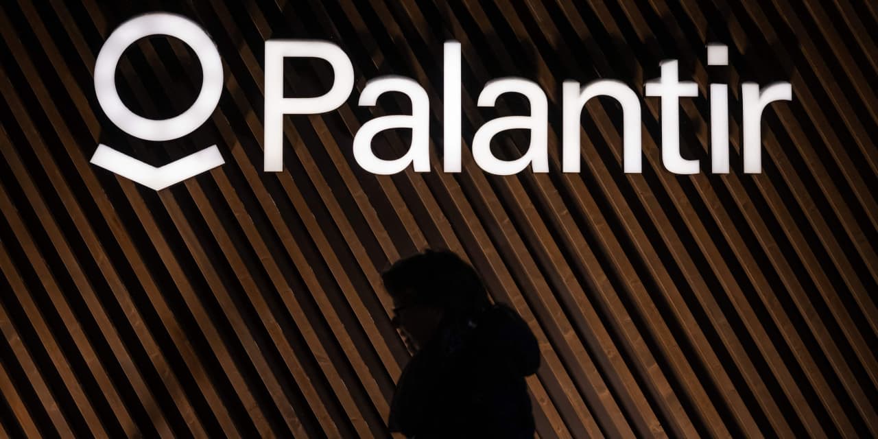 This former Palantir bear changed his tune on the stock. Here’s why.