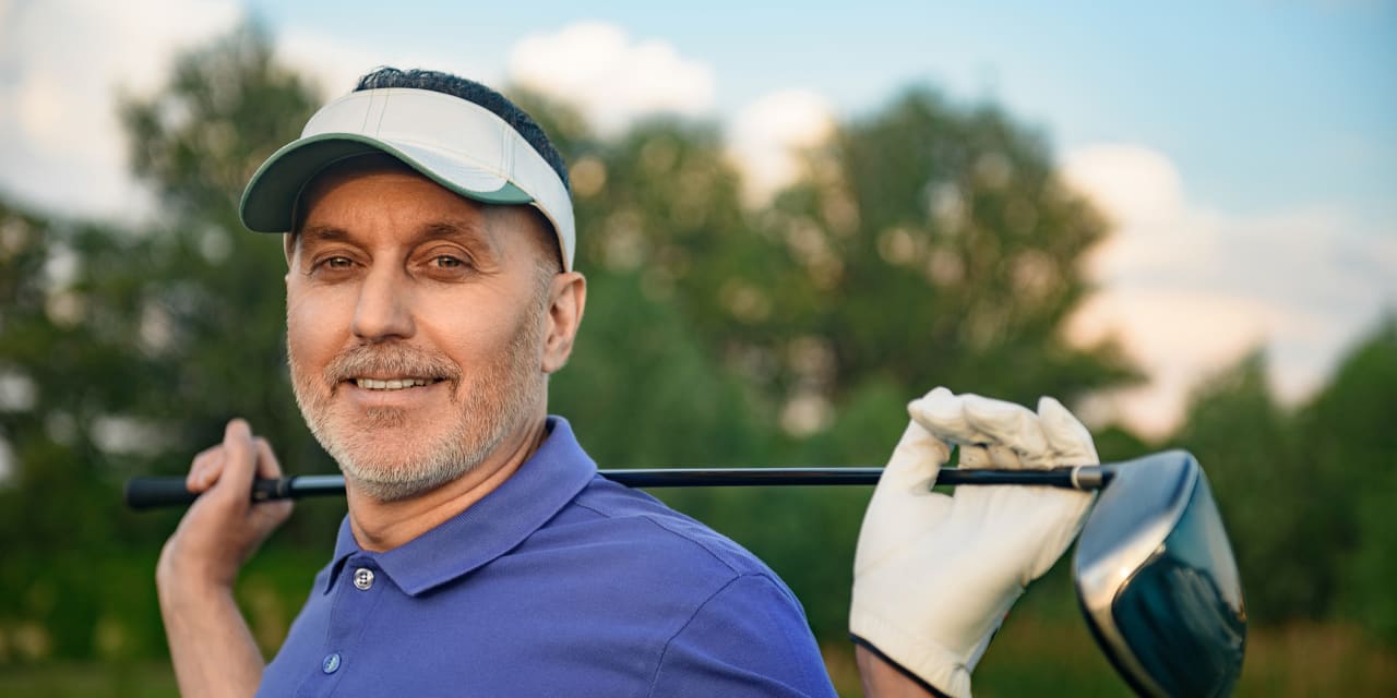 Building Professional Relationships Through Golf